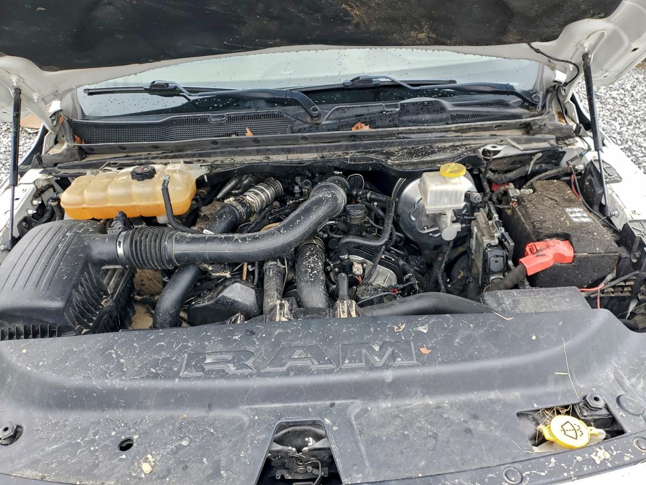 Ram 1500 Laramie Image 5