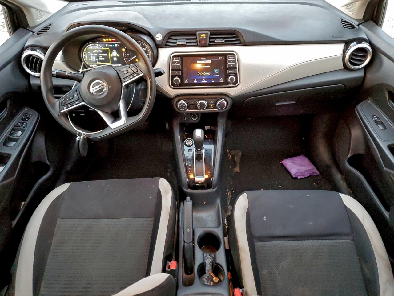Nissan Versa Sv Image 12