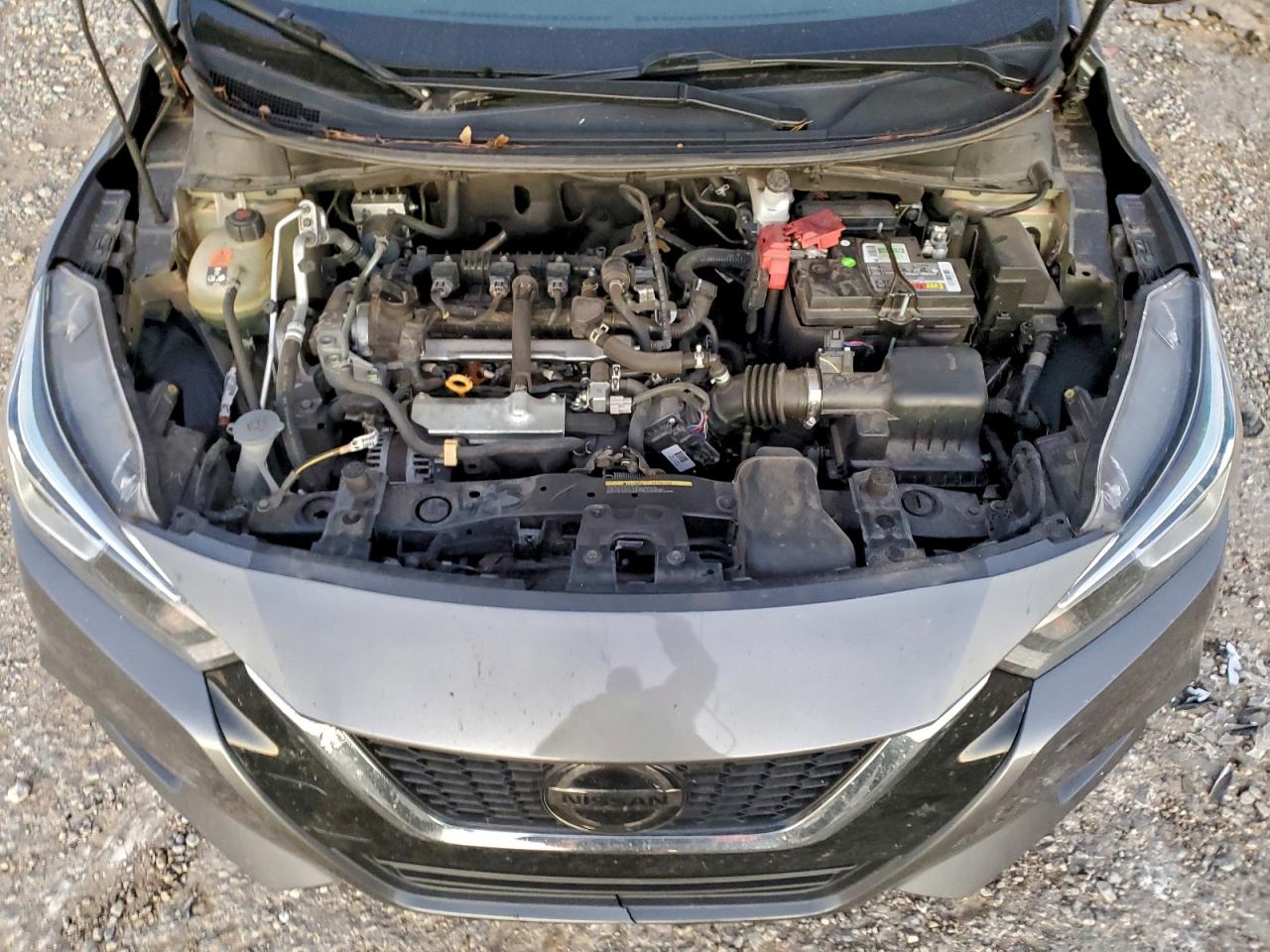 Nissan Versa Sv Image 9