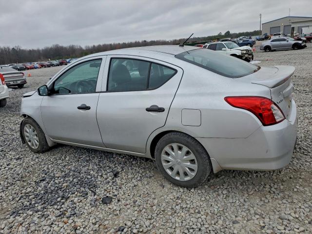 Nissan Versa S Image 6