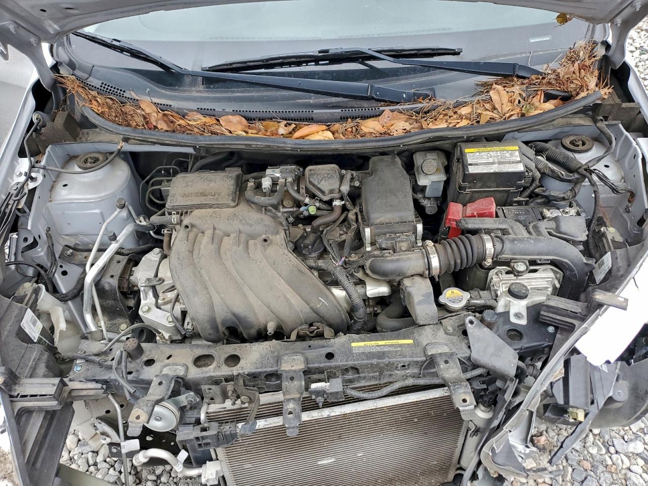 Nissan Versa S Image 10