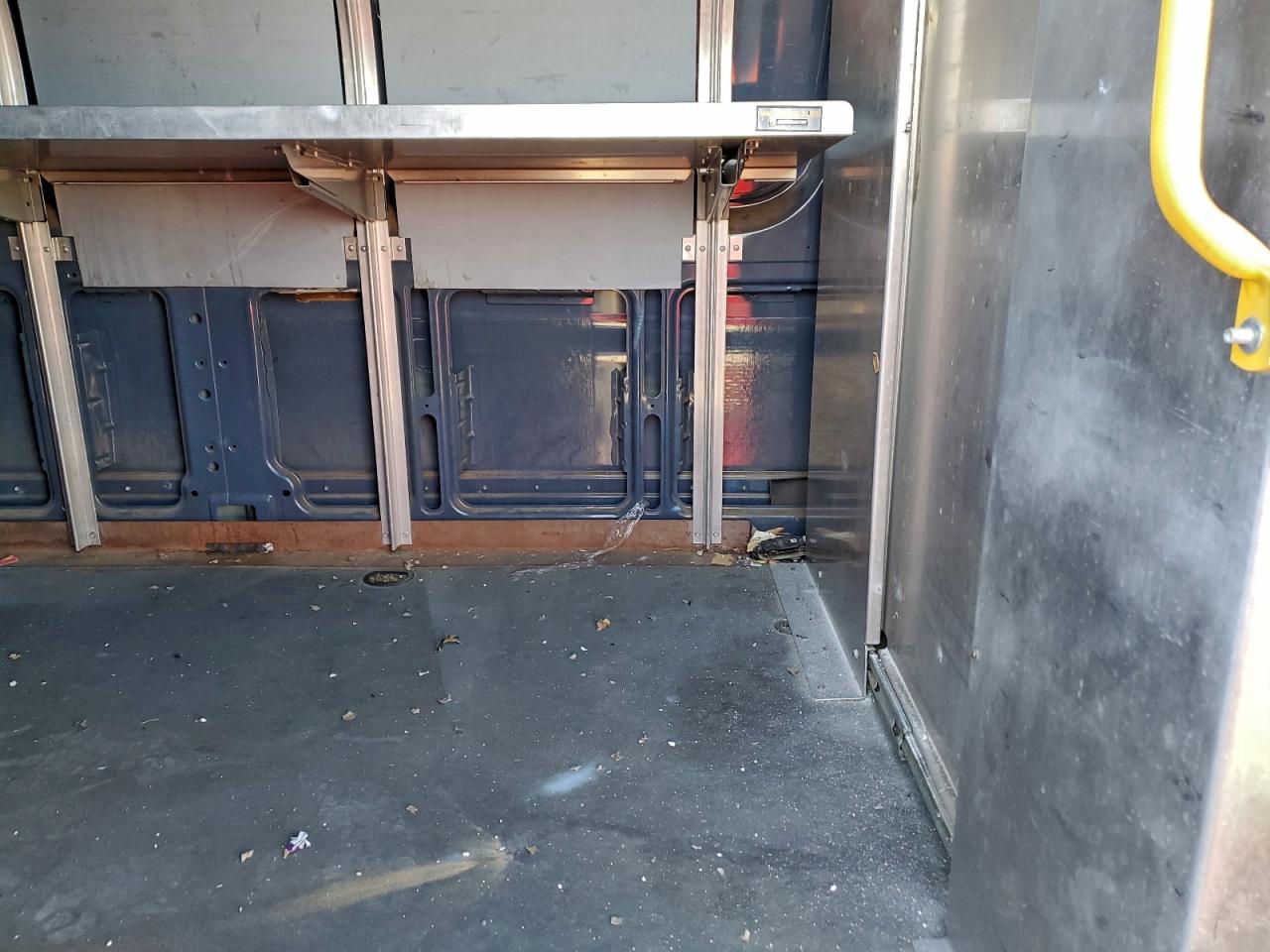 Mercedes-Benz Sprinter 2500/3500 Image 12