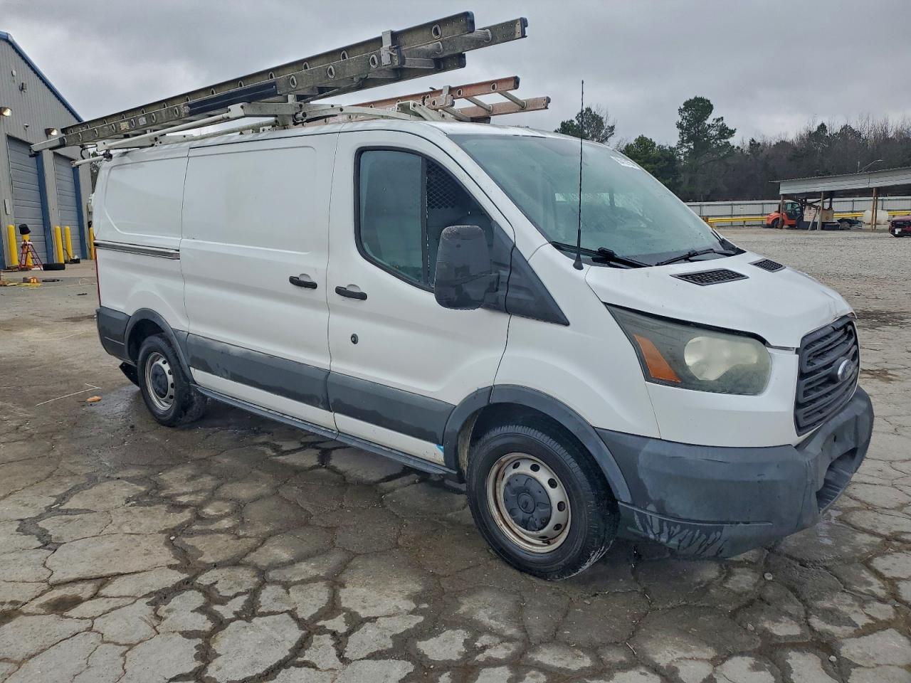 Ford Transit T-150 Image 7