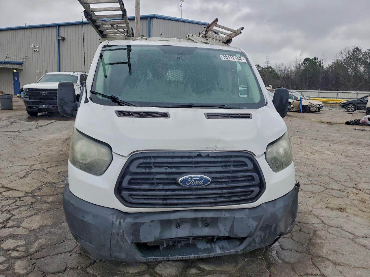 Ford Transit T-150 Image 3