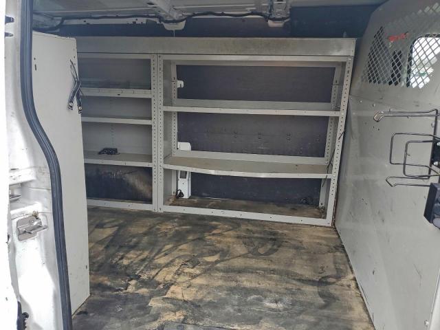 Ford Transit T-150 Image 8