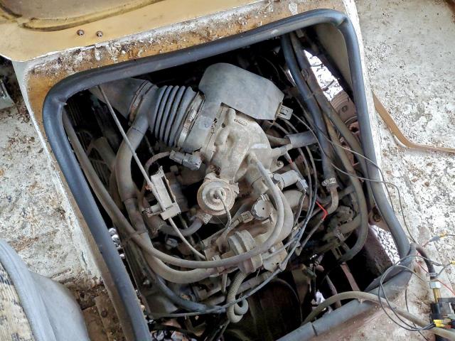 Ford F-550 Super Duty Stripped Chassis Image 4