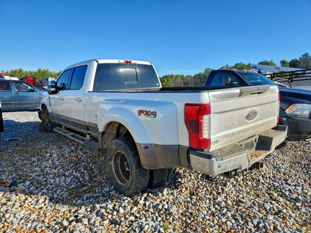 Ford F-350 Super Duty Image 9