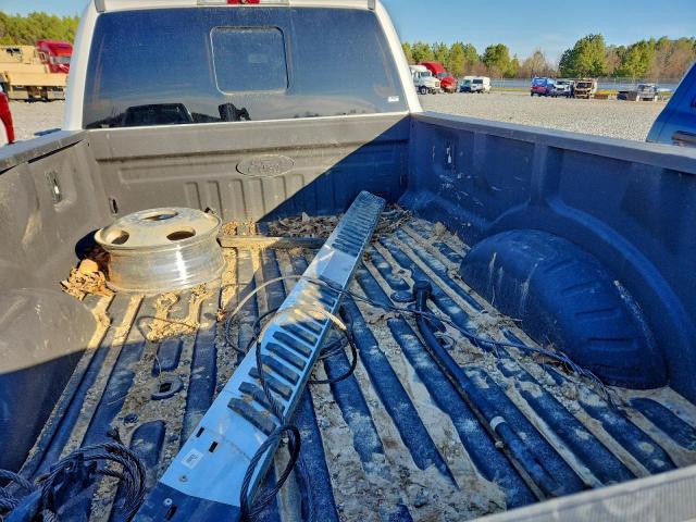 Ford F-350 Super Duty Image 13