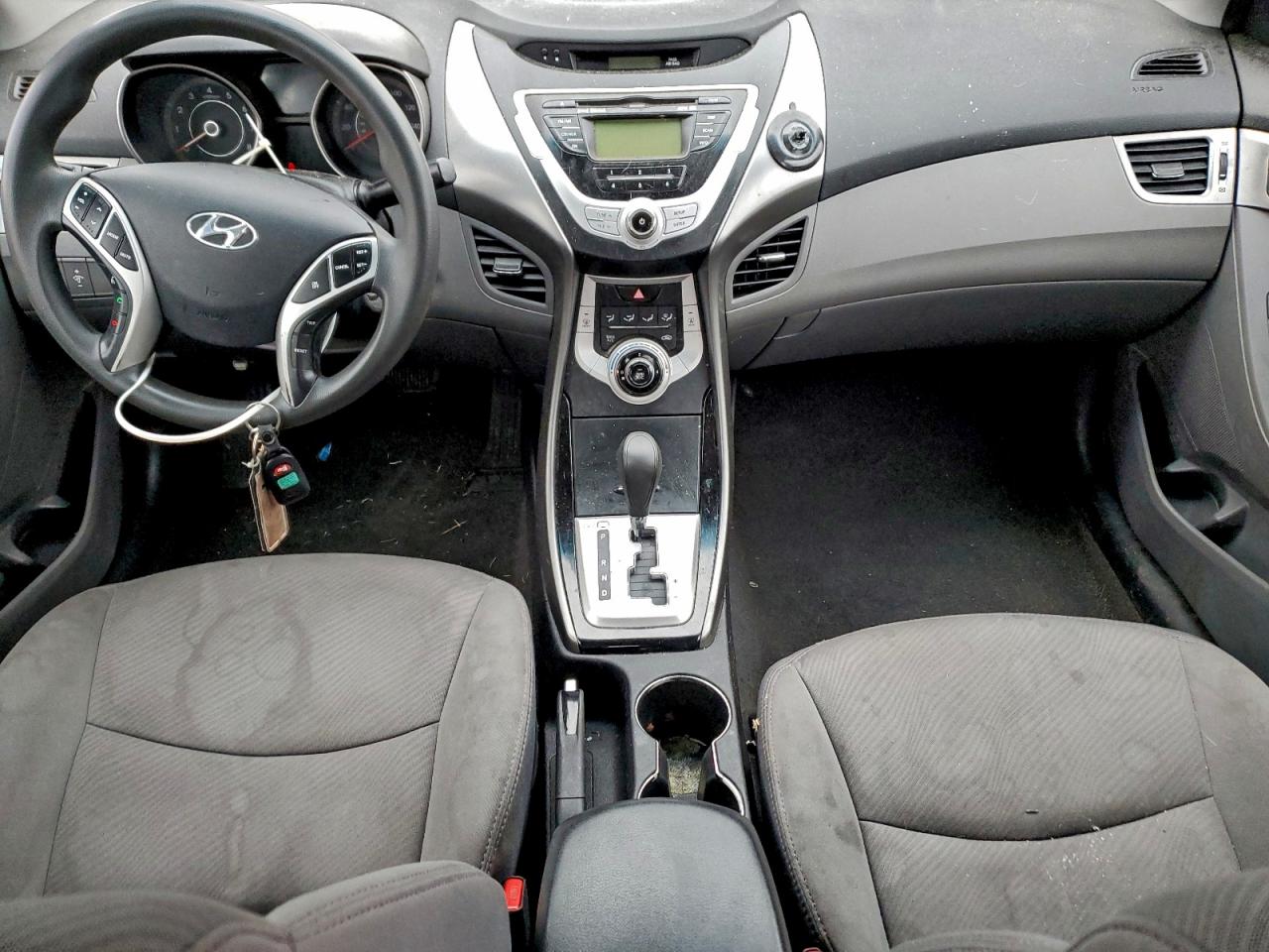 Hyundai ELANTRA Gls Image 4