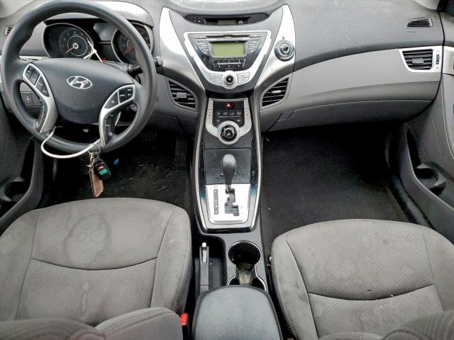 Hyundai ELANTRA Gls Image 4