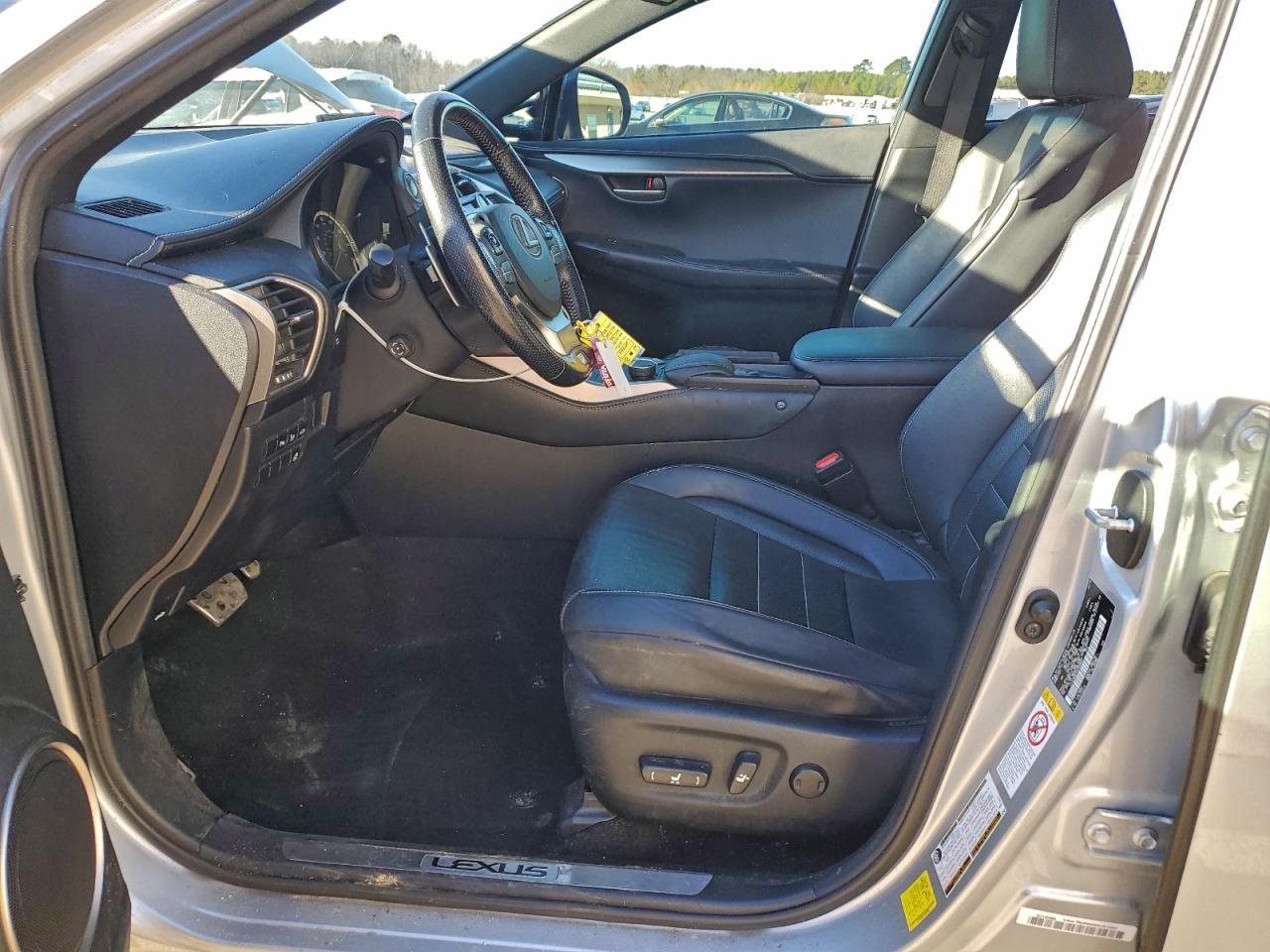 Lexus NX 200t Base Image 11