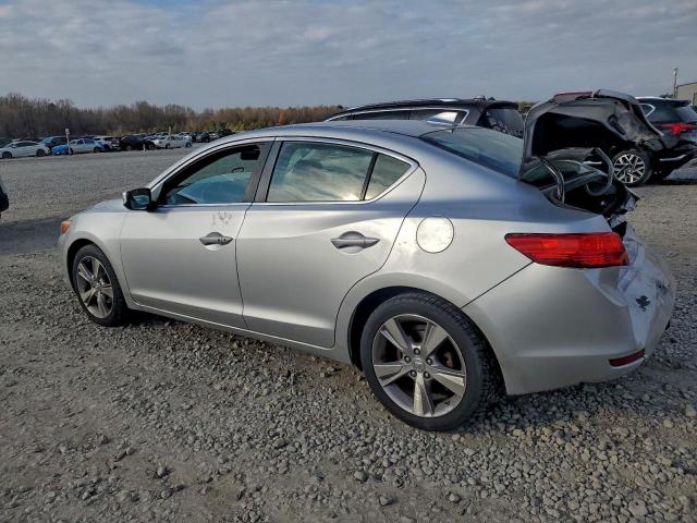 Acura ILX 20 Image 8