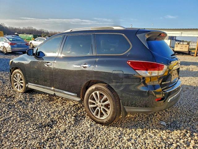 Nissan Pathfinder S Image 3