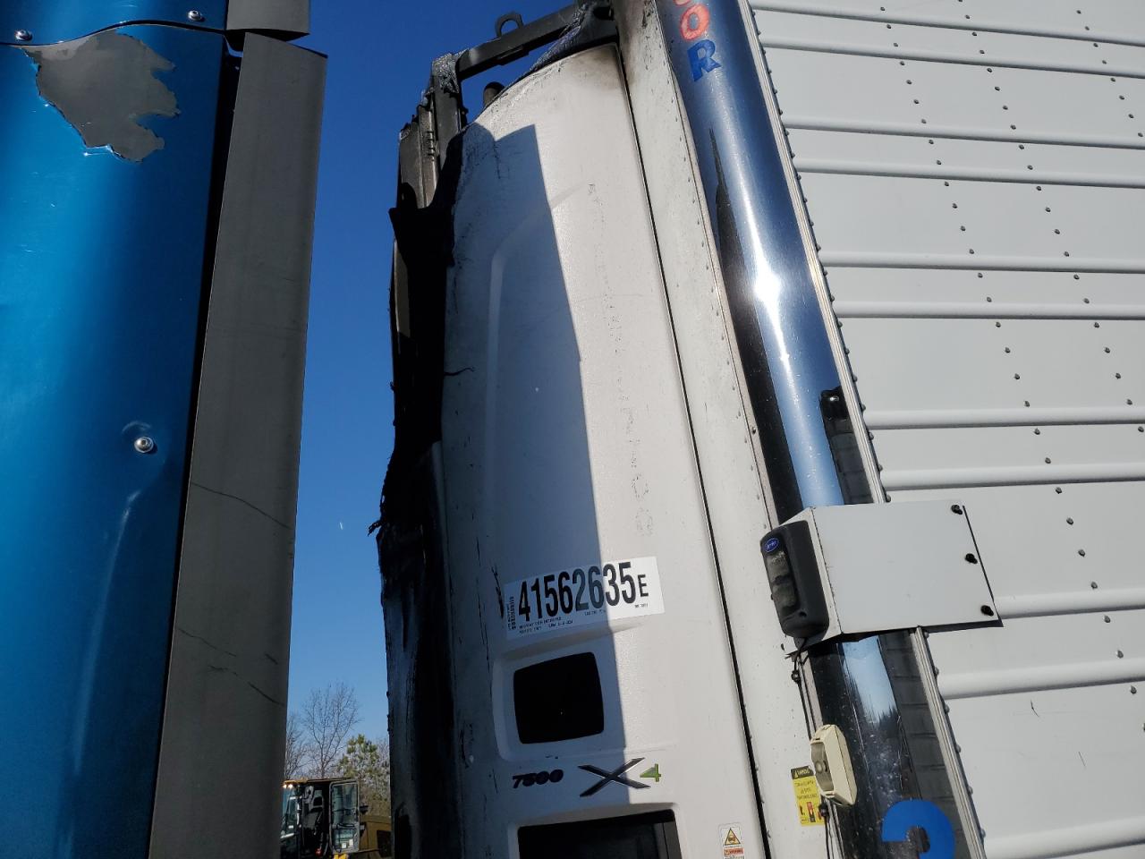 Reef Trailer Image 4