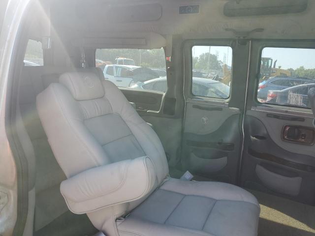 GMC Savana Rv G1500 Image 6