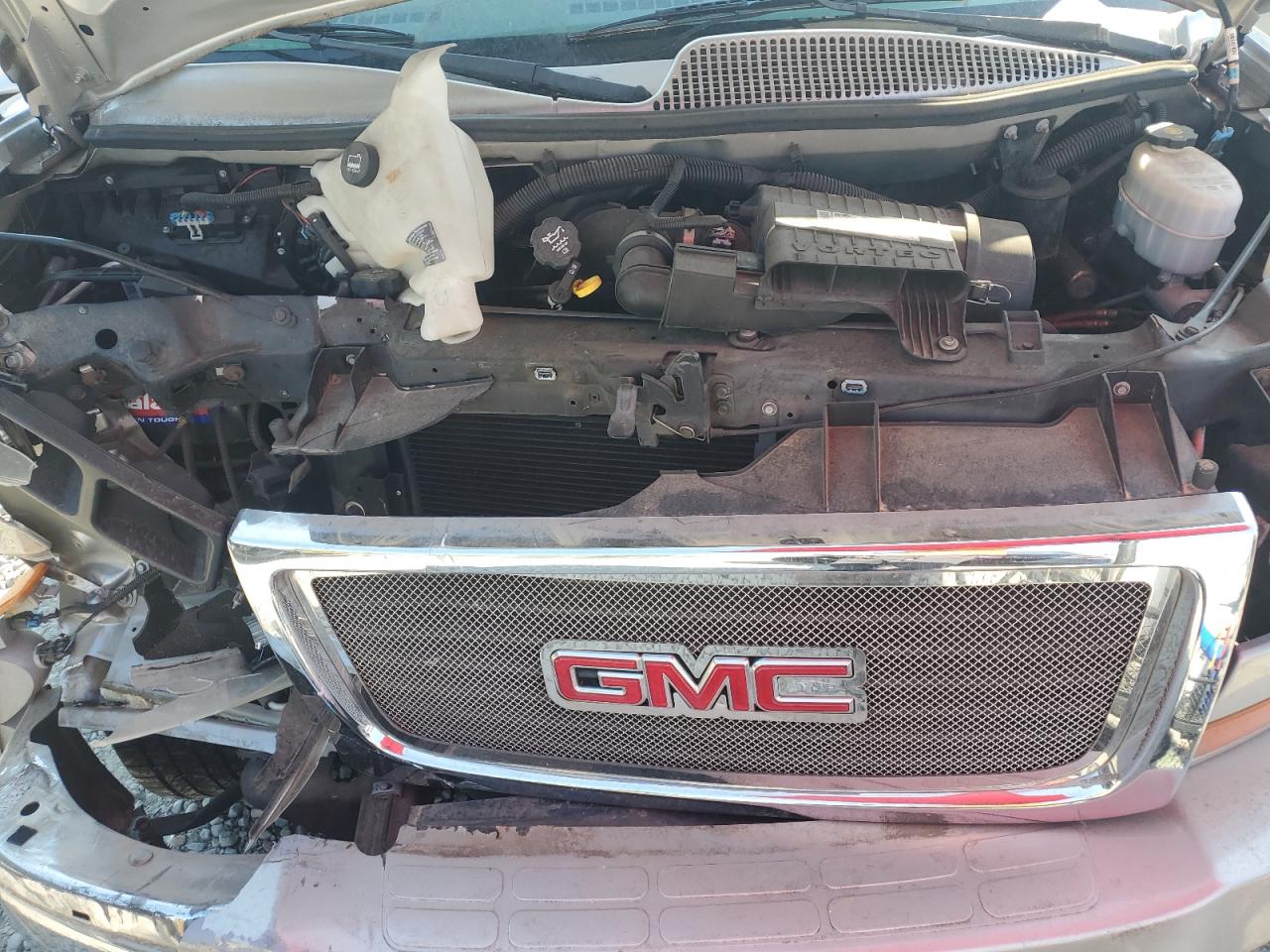 GMC Savana Rv G1500 Image 10