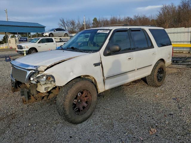  Salvage Ford Expedition