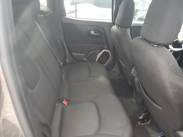 Jeep Renegade Latitude Image 9