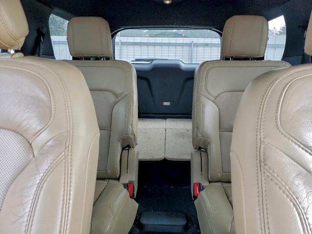 Ford Explorer Limited Image 9