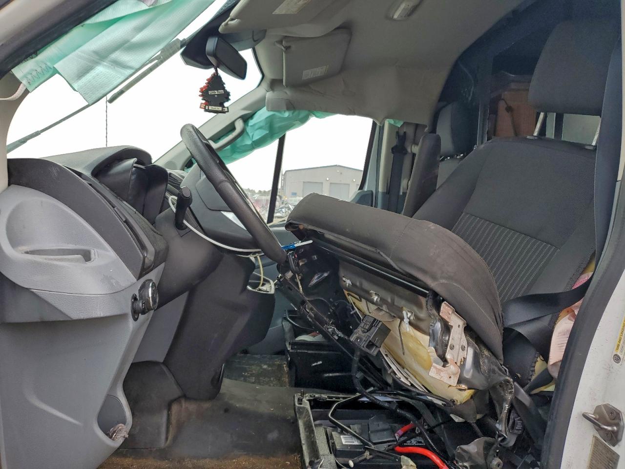 Ford Transit T-250 Image 10