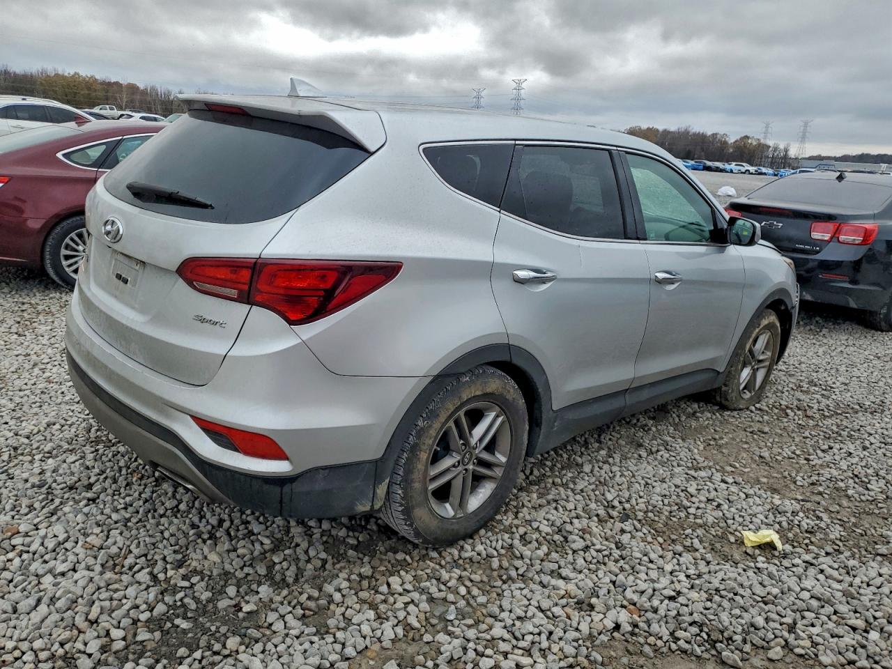 Hyundai SANTA FE Image 4