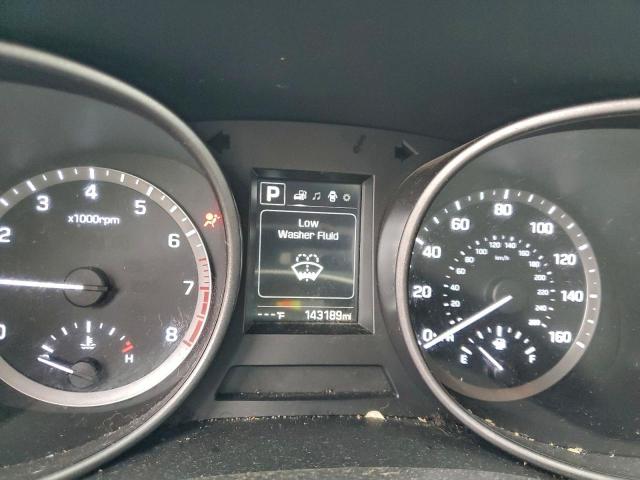 Hyundai SANTA FE Image 8