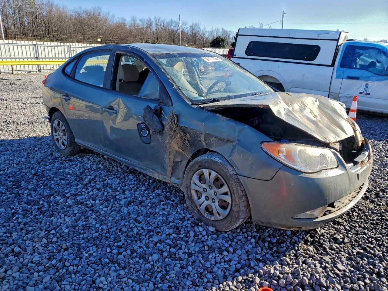 Hyundai ELANTRA Blue Image 3