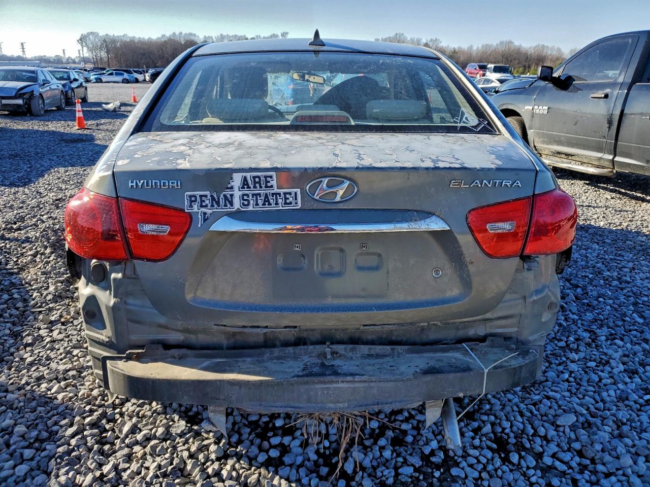 Hyundai ELANTRA Blue Image 5