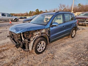  Salvage Volkswagen Tiguan